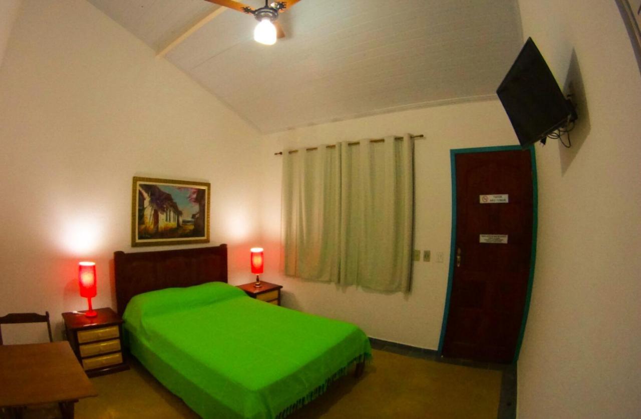 Studios Verdes Hospedagens Sao Pedro da Aldeia Luaran gambar
